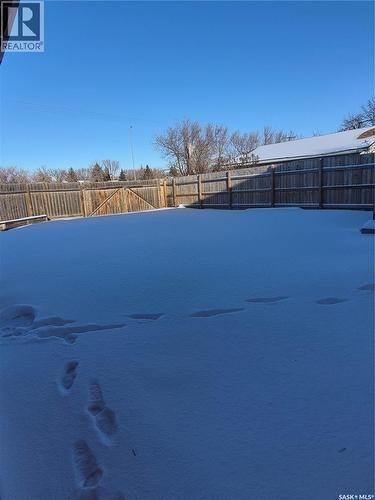 127 Hastings Crescent, Regina, SK - Outdoor