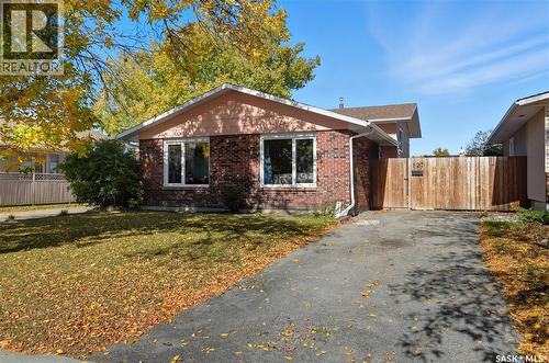 127 Hastings Crescent, Regina, SK - Outdoor