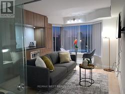 1401 - 155 YORKVILLE AVENUE  Toronto, ON M5R 0B4