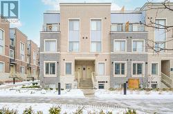TH210 - 131 HONEYCRISP CRESCENT  Vaughan, ON L4K 0N7