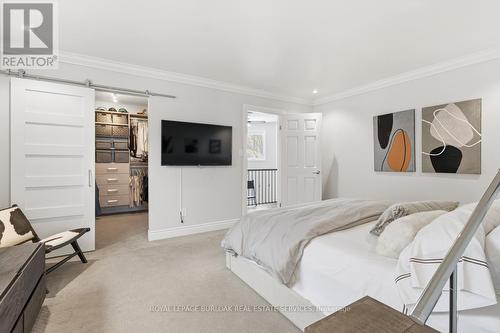 1219 Hammond Street, Burlington, ON - Indoor Photo Showing Bedroom