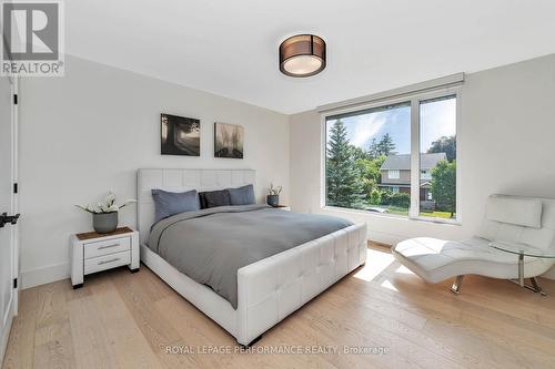 941 Winnington Avenue, Ottawa, ON - Indoor Photo Showing Bedroom