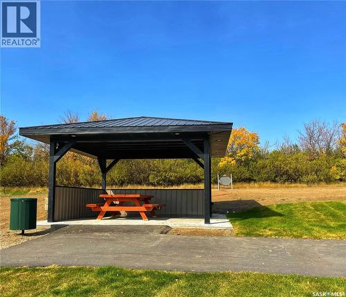 21 10 Clark Drive, Kindersley, SK - Outdoor
