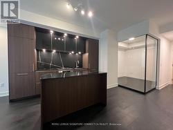 605 - 15 MERCER STREET  Toronto, ON M5V 0T8