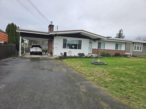 2263 RAINIER STREET  Abbotsford, BC V2T 3E6