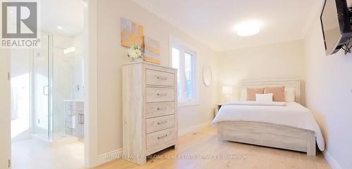 282 Pine Cove Road, Burlington, ON - Indoor Photo Showing Bedroom