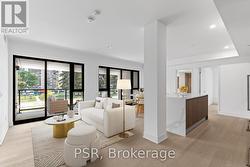 208 - 200 KEEWATIN AVENUE  Toronto, ON M4P 1Z8