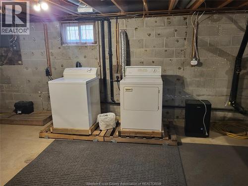 7 Vanier Drive, Tilbury, ON - Indoor Photo Showing Laundry Room
