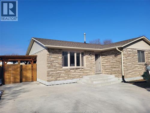 7 Vanier Drive, Tilbury, ON - Outdoor With Exterior