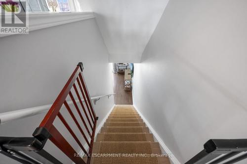 2458 Scholars Common, Burlington, ON - Indoor Photo Showing Other Room