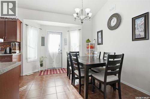 1410 Paton Crescent, Saskatoon, SK - Indoor Photo Showing Dining Room