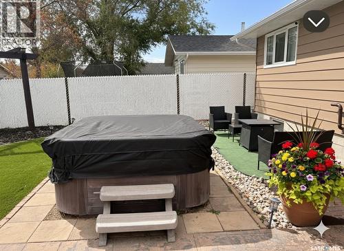 70 Paynter Crescent, Regina, SK - Outdoor With Exterior