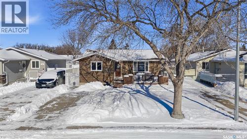 70 Paynter Crescent, Regina, SK - Outdoor
