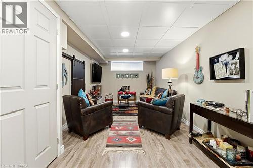 9 Millcroft Drive, Simcoe, ON - Indoor