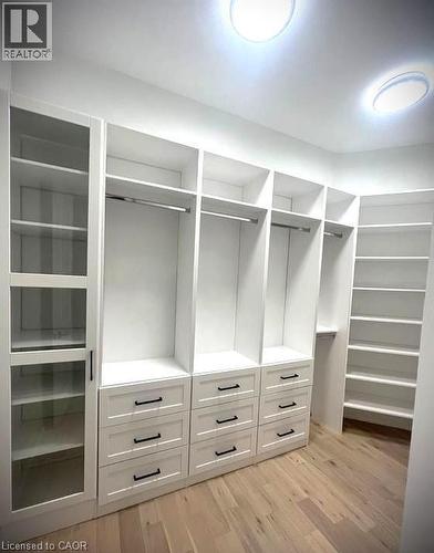 9042 Sideroad 10, Erin, ON - Indoor With Storage