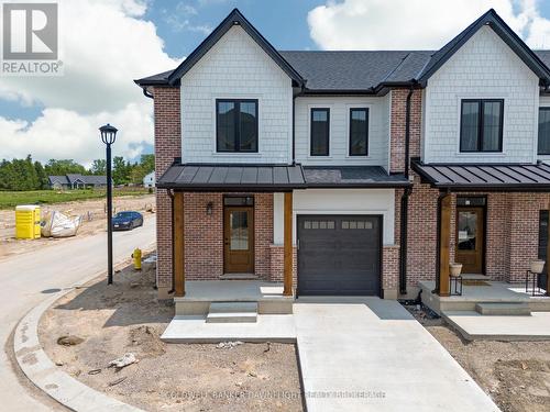 17 - 147 SCOTTS DRIVE  Lucan Biddulph (Lucan), ON N0M 2J0