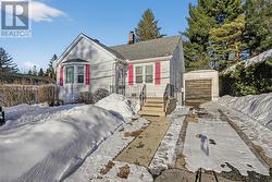 121 FIRST AVENUE  Brockville, ON K6V 3B3