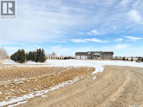 Weyburn Highway 13 Acreage  Weyburn Rm No. 67, SK S4H 0A0