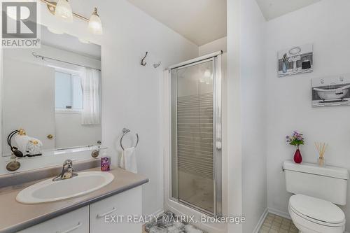 2721 Glen Street, Ottawa, ON - Indoor Photo Showing Bathroom