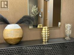 4822 - 28 WIDMER STREET  Toronto, ON M5V 0T2