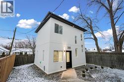 663 ALEXANDRINE STREET  Windsor, ON N8X 3C1