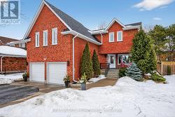 1530 SCOLLARD CRESCENT  Peterborough, ON K9H 7L1