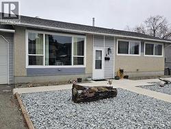 881 PEMBROKE Avenue  Kamloops, BC V2B 1Z2