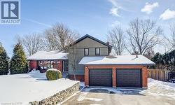 11 ROBIN Street S  Sweaburg, ON N4S 7V6