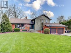 11 ROBIN Street S Sweaburg, ON N4S 7V6