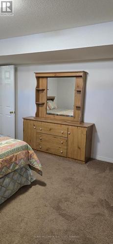 7125 Baskerville Run, Mississauga, ON - Indoor Photo Showing Bedroom