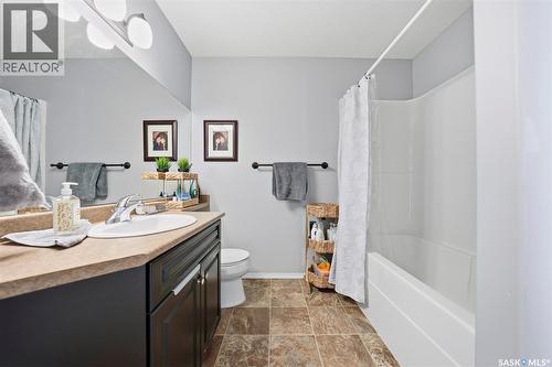 614 150 Langlois Way, Saskatoon, SK - Indoor Photo Showing Bathroom