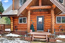 165 OGDEN Road  Clearwater, BC V0E 1N1