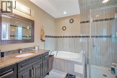 2988 Ruth Road, Windsor, ON - Indoor Photo Showing Bathroom