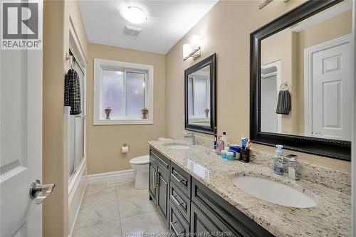 2988 Ruth Road, Windsor, ON - Indoor Photo Showing Bathroom