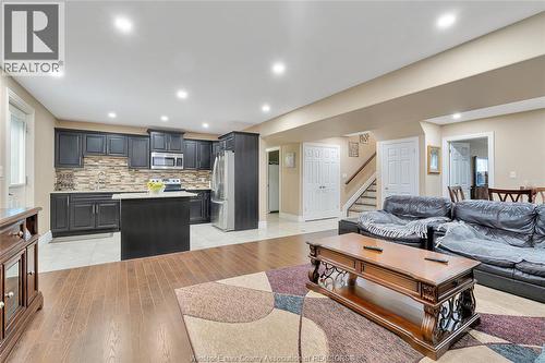 2988 Ruth Road, Windsor, ON - Indoor