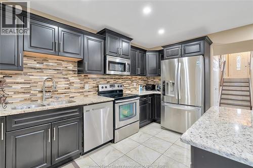 2988 Ruth Road, Windsor, ON - Indoor Photo Showing Kitchen With Double Sink With Upgraded Kitchen