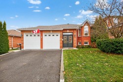 29 Archer Avenue  Bradford West Gwillimbury, ON L3Z 2Y3