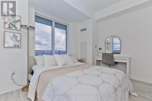 1409 - 4655 Metcalfe Avenue, Mississauga, ON - Indoor Photo Showing Bedroom