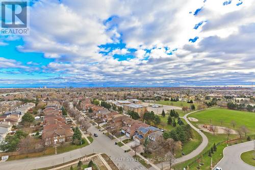 1409 - 4655 Metcalfe Avenue, Mississauga, ON - Outdoor With View