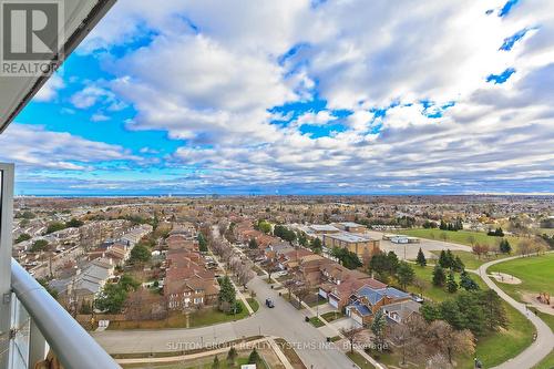 1409 - 4655 Metcalfe Avenue, Mississauga, ON - Outdoor With View