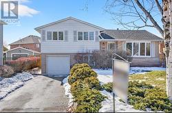 218 FAIRFAX PLACE  Burlington, ON L7L 4S8
