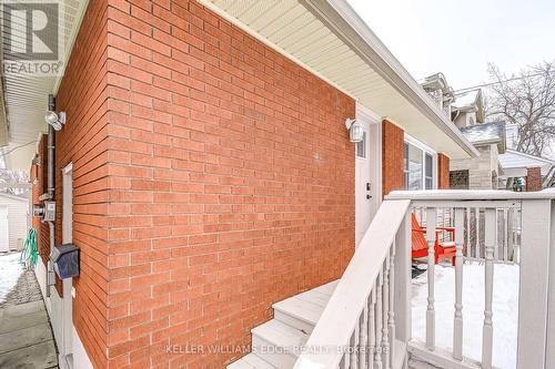 301 East 43Rd Street, Hamilton, ON - Outdoor With Exterior