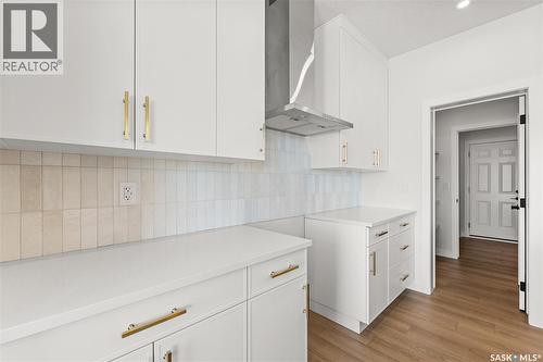 279 Nazarali Way, Saskatoon, SK - Indoor Photo Showing Kitchen