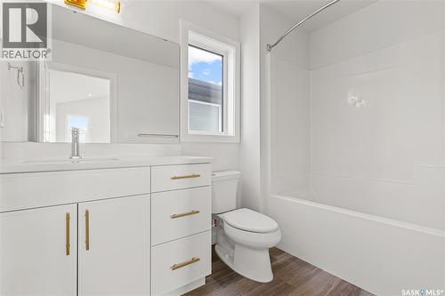 279 Nazarali Way, Saskatoon, SK - Indoor Photo Showing Bathroom