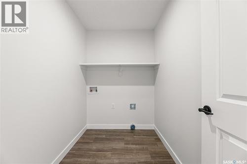 279 Nazarali Way, Saskatoon, SK - Indoor