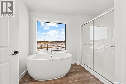 279 Nazarali Way, Saskatoon, SK - Indoor Photo Showing Bathroom