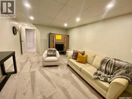 91 Moir Drive, Oxbow, SK - Indoor Photo Showing Basement