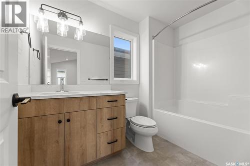 938 Brighton Gate, Saskatoon, SK - Indoor Photo Showing Bathroom