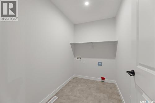 938 Brighton Gate, Saskatoon, SK - Indoor