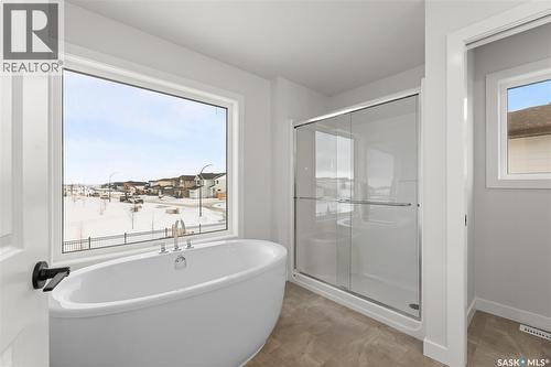 938 Brighton Gate, Saskatoon, SK - Indoor Photo Showing Bathroom
